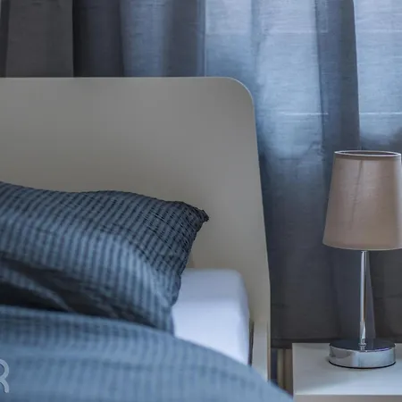 Appartement Voll Ausgestattete Mit Einzelbetten - Kueche - Wlan - Pkw-parkplatz