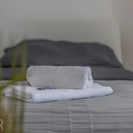 Apartmán Voll Ausgestattete Mit Einzelbetten - Kueche - Wlan - Pkw-parkplatz *